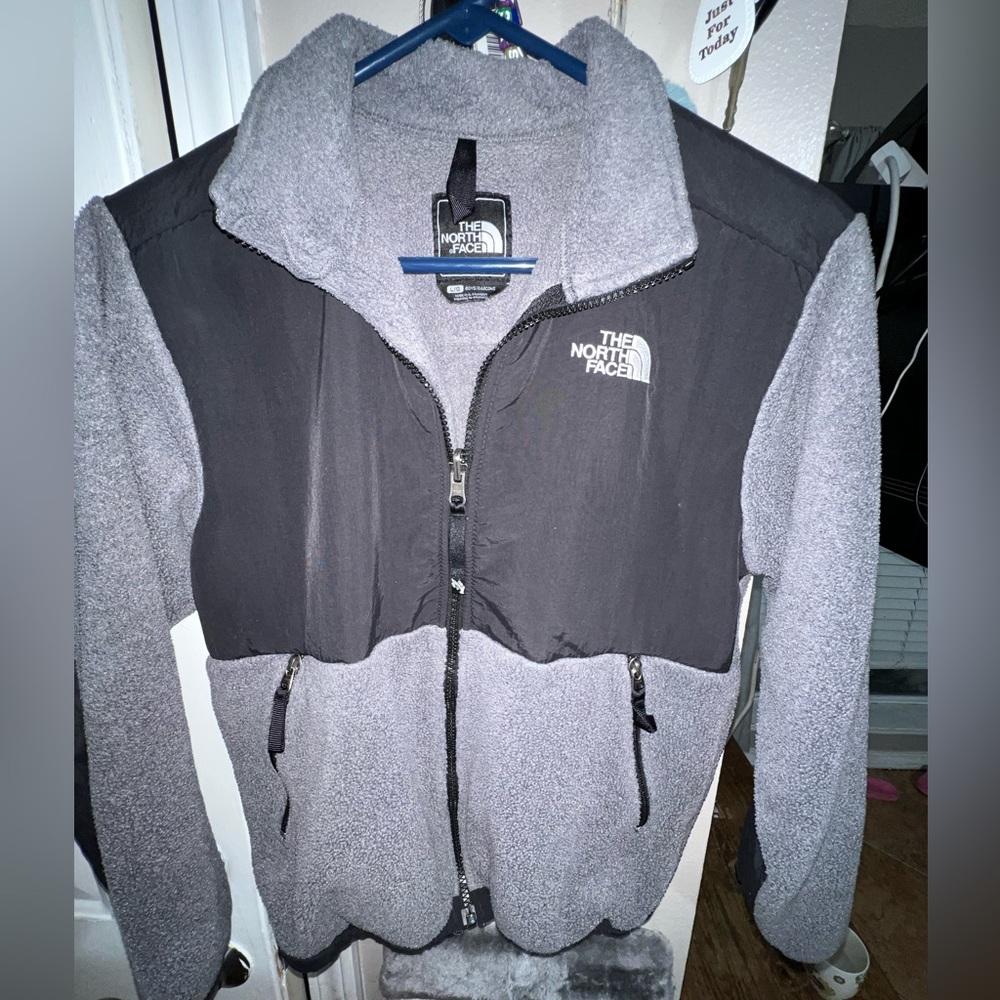 The North Face Fleece jacket boys Size Large